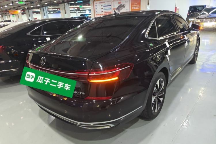 Used Volkswagen Passat 2023 330TSI Starry Elite Edition
