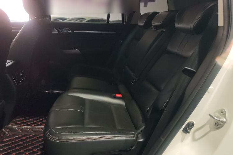 Used GAC Trumpchi GS8 2020 390T Two-Wheel Drive Luxury Smart Connectivity Version (7 Seats) Left Rear Seat