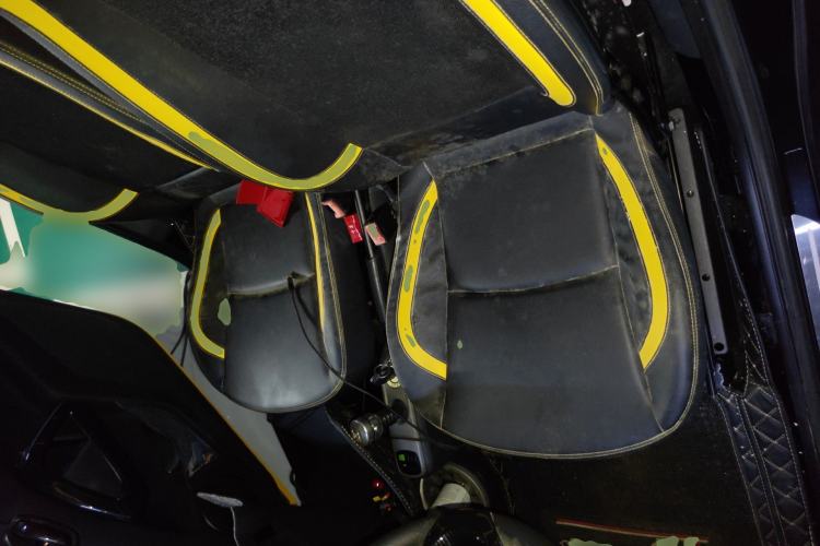 Used smart fortwo 2013 1.0 MHD Hardtop City Ranger Special Edition Left Front Seat