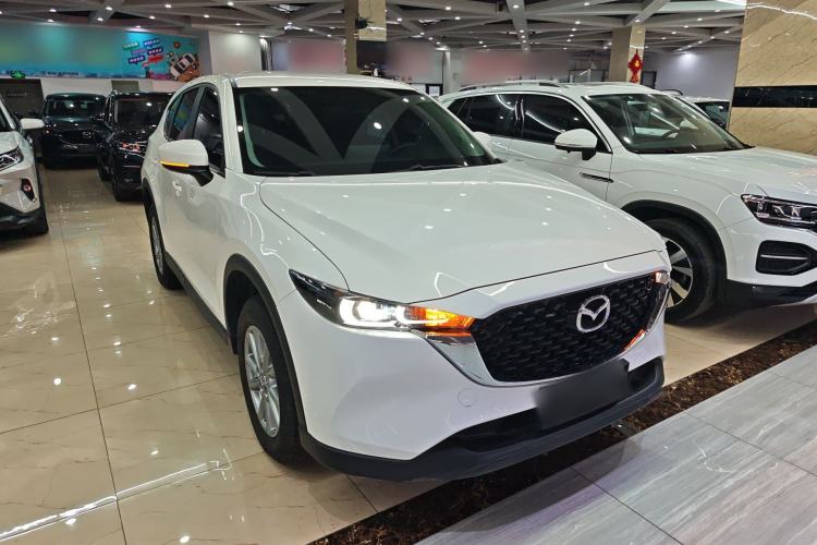 Used Mazda CX-5 2024 2.0L Automatic Two-Wheel Drive Comfort Version Front Right 45 Deg