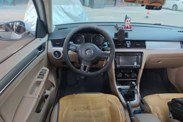 Used Volkswagen Bora 2015 Zhuihui Edition 1.6L Manual Comfort Model