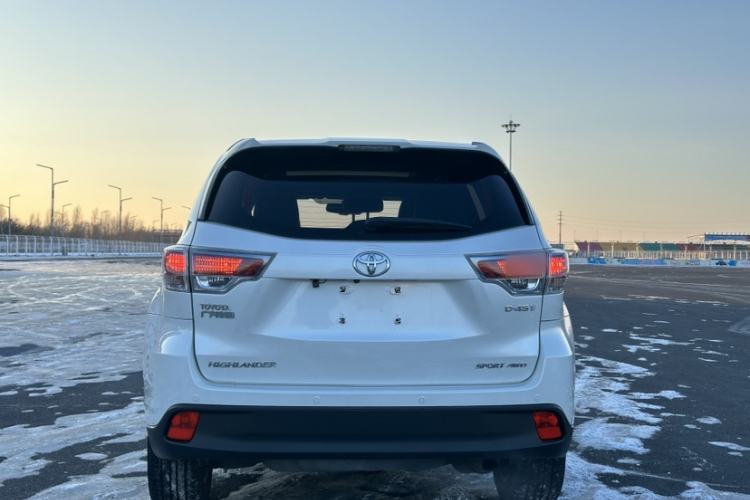 Used Toyota Highlander 2017 2.0T Four-Wheel Drive Luxury Edition 7 Seats
