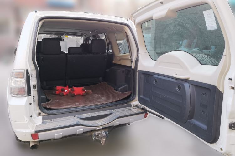 Used Mitsubishi Pajero 2016 3.0L Automatic Prestige Version China V Standard
