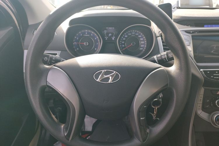 Used Hyundai Elantra (5th Generation / Langdong) 2012 1.6L Automatic Fashion Edition Steering Wheel