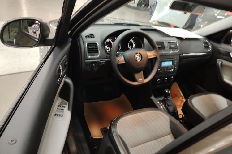 Used Skoda Yeti 2017 TSI280 DSG Advanced Edition
