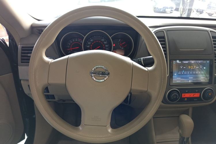 Used Nissan Sylphy 2018 Classic 1.6XE+ CVT Leading Edition Steering Wheel