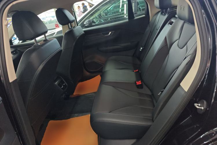 Used Hongqi E-QM5 2021 Online Booking Charging Basic Edition 5 Seats