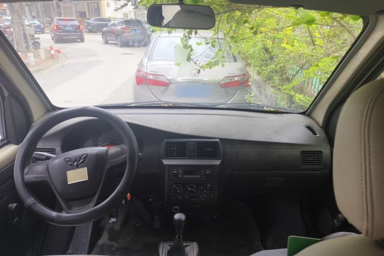 Used Wuling Rongguang 2011 1.2L Base Version