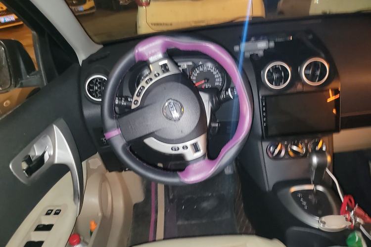 Used Nissan Qashqai 2012 2.0 XL Fire CVT 2WD Steering Wheel