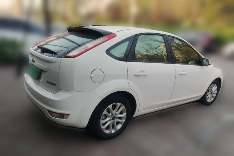 Used Ford Focus 2013 Hatchback Classic 1.8L Automatic Base Model
