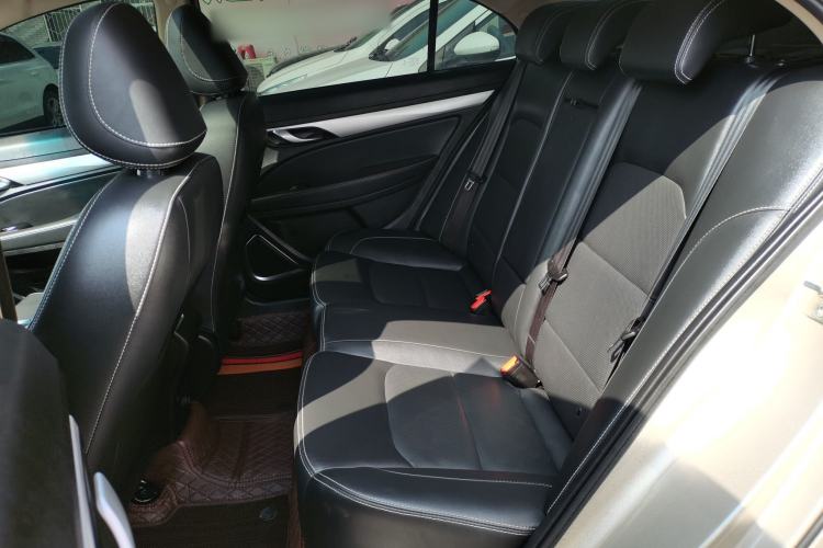 Used Geely Auto Emgrand 2018 1.5L Manual Upward Connect Edition
