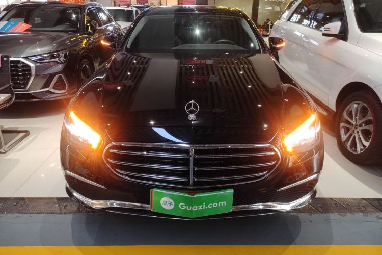 Used Mercedes-Benz E-Class 2023 Facelift E 260 L 4MATIC
