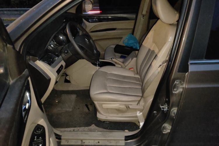 Used Baojun 730 2016 1.5L Manual Comfort Version 7 Seats China V Emission Standard Left Front Seat