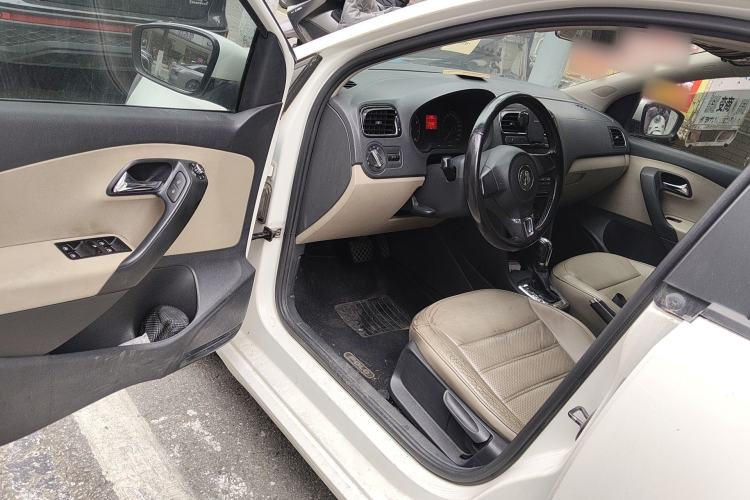 Used Volkswagen Polo 2011 1.4L Automatic ZhiCool Edition