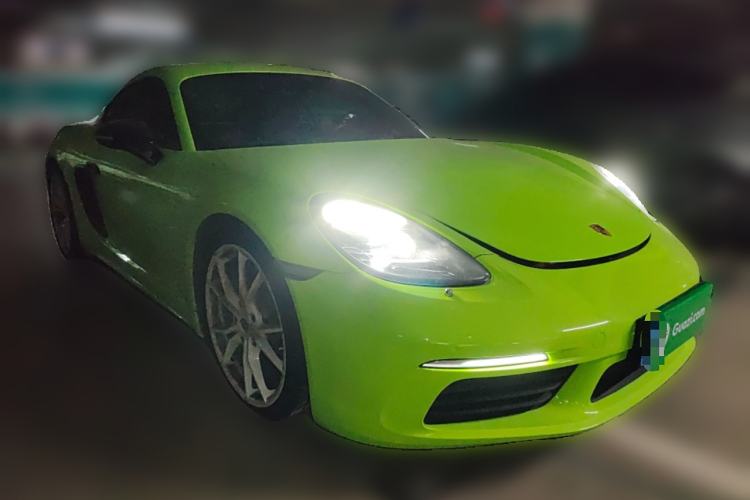 Used Porsche 718 2022 Cayman 2.0T Front Right 45 Deg