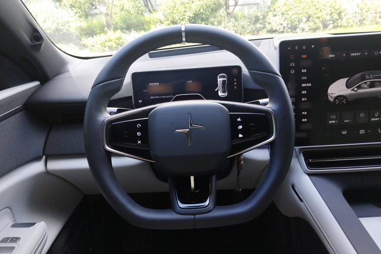 Used Polestar 4 2024 Single-Motor Standard Range PLUS Dual-Star Connectivity Edition