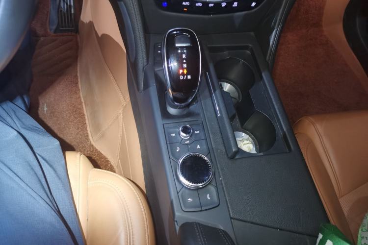 Used Cadillac CT6 2021 28T Luxury Version Gear Lever