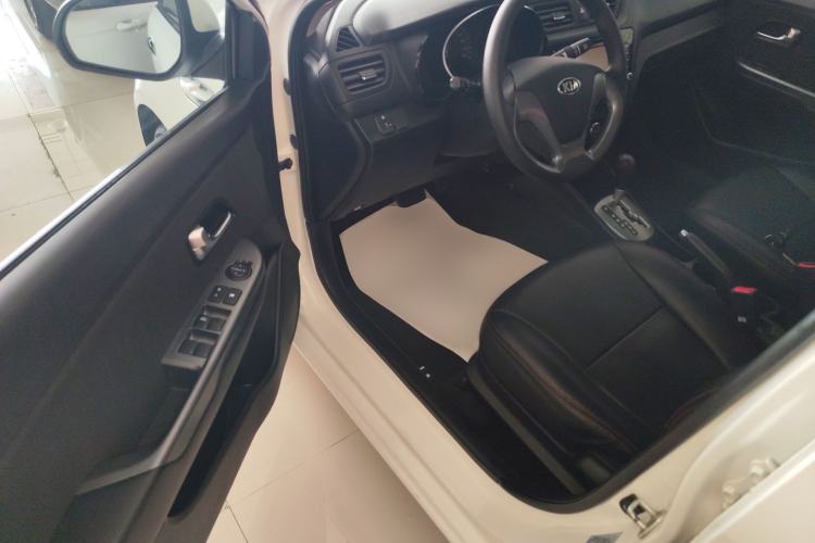 Used Kia K2 2015 Sedan 1.4L Automatic GLS