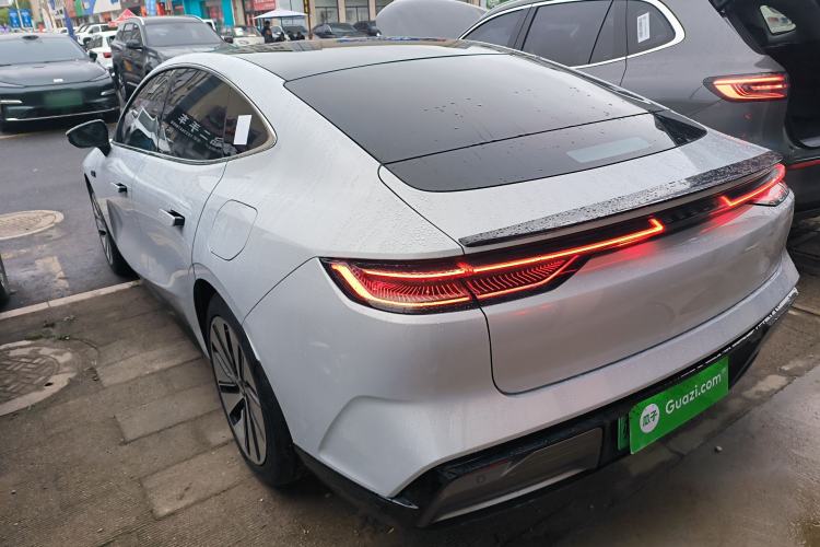 Used Geely Galaxy E8 2024 665 km Range Rear-Drive Starship Long-Range Version Rear Left 45 Deg