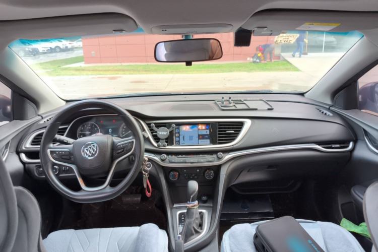 Used Buick GT 2021 Revised Version Flagship 1.5L Automatic Elite Edition Center Console