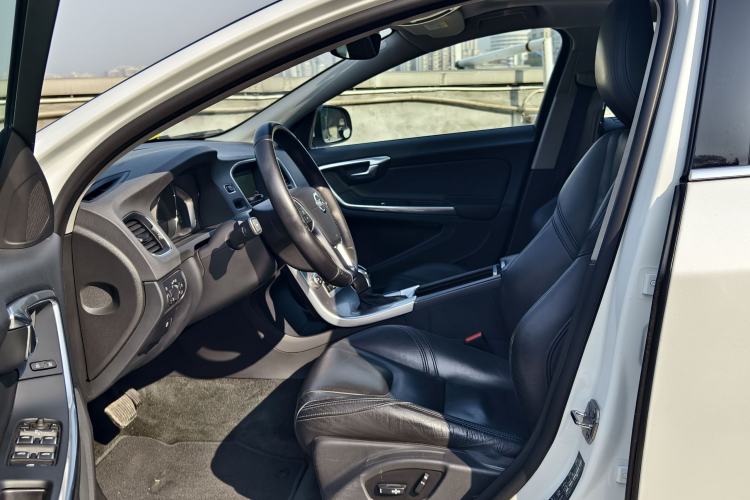 Used Volvo S60 2017 S60L T5 Intelligent Drive Edition