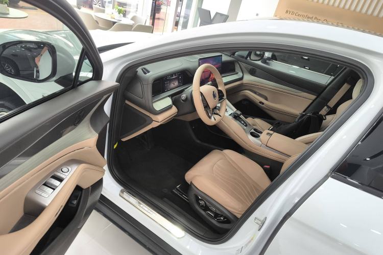 Used Denza N7 2023 Long-Range Performance Max Edition