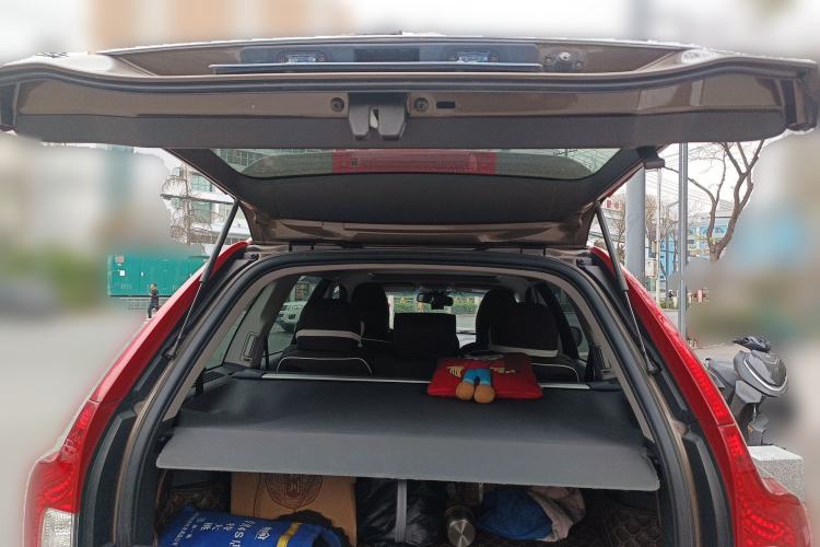 Used Volvo XC Classic 2014 T5 Luxury Edition
