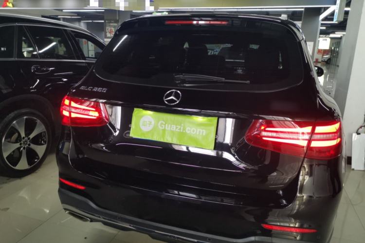 Used Mercedes-Benz GLC 2018 Facelift GLC 260 4MATIC Luxury Edition Rear