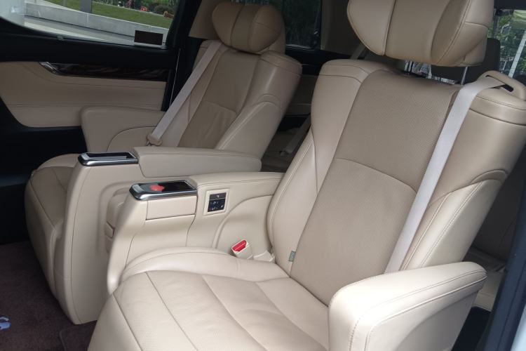 Used Toyota Alphard 2019 Dual-Engine 2.5L Luxury Edition Left Rear Seat