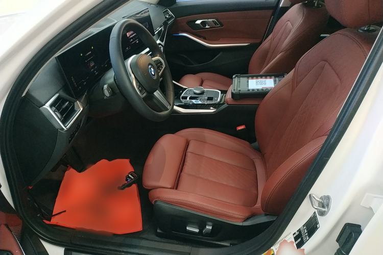 Used BMW i3 2022 eDrive 35 L
