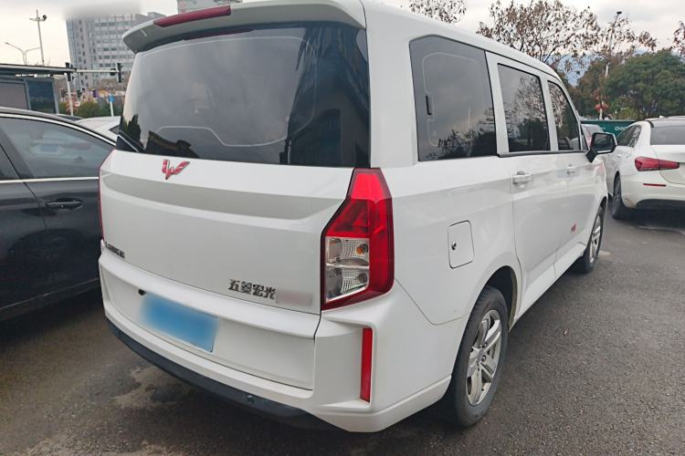 Used Wuling Hongguang PLUS 2019 1.5T Manual Comfort Version 7 Seats
