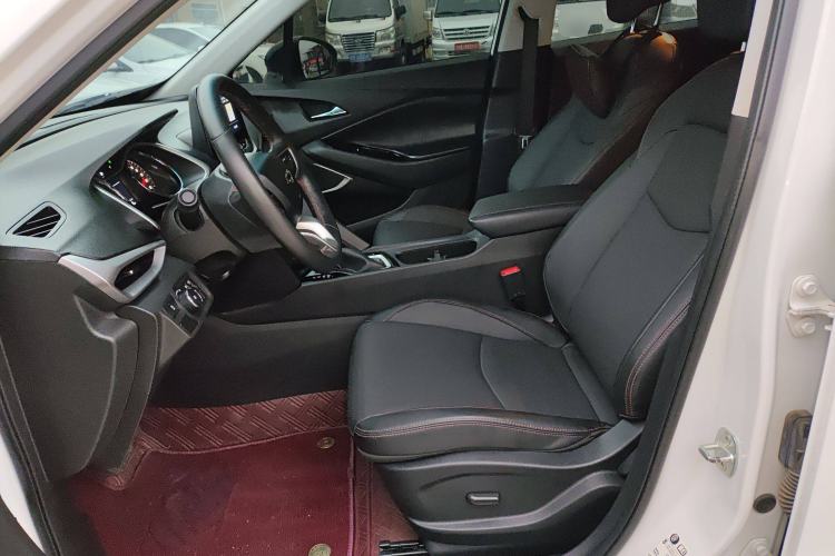 Used Chevrolet Orlando 2020 Light Hybrid Redline 530T Automatic Enjoyment Edition (5+2 Models)