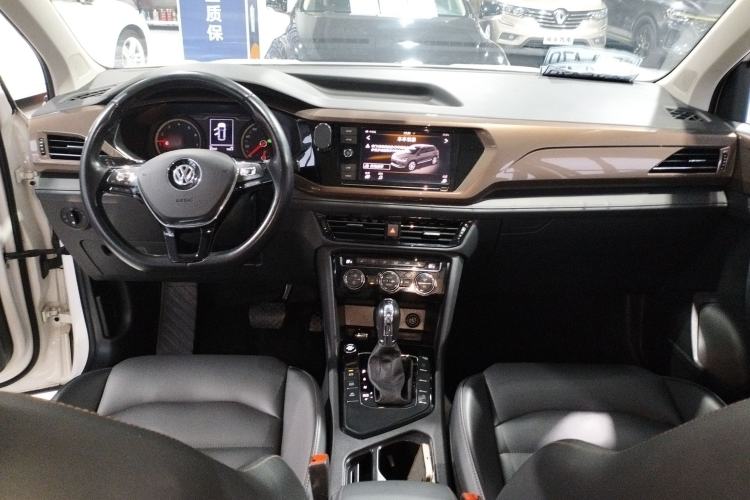 Used Volkswagen Tharu 2019 280TSI Two-Wheel Drive Luxury Edition China V Standard Center Console