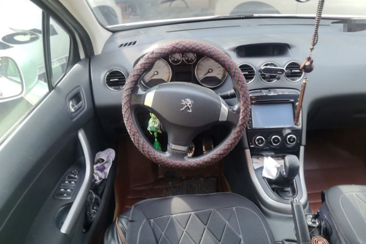 Used Peugeot 408 2013 2.0L Manual Comfort Edition