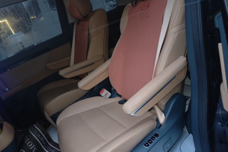 Used GAC Trumpchi E8 2024 Honor Series 2.0L Honor Edition