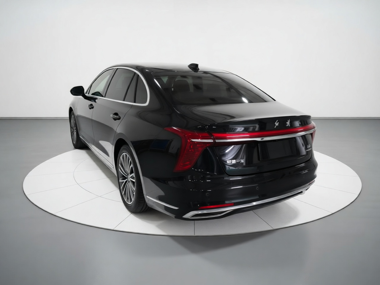 Hongqi H5 2024 2.0T Automatic Smart Connect Flagship Edition - Chinese Trim Xiang — снимка 4