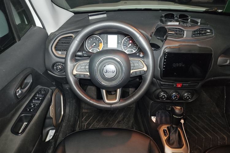 Used Jeep Renegade 2017 180T Automatic High-Energy Version