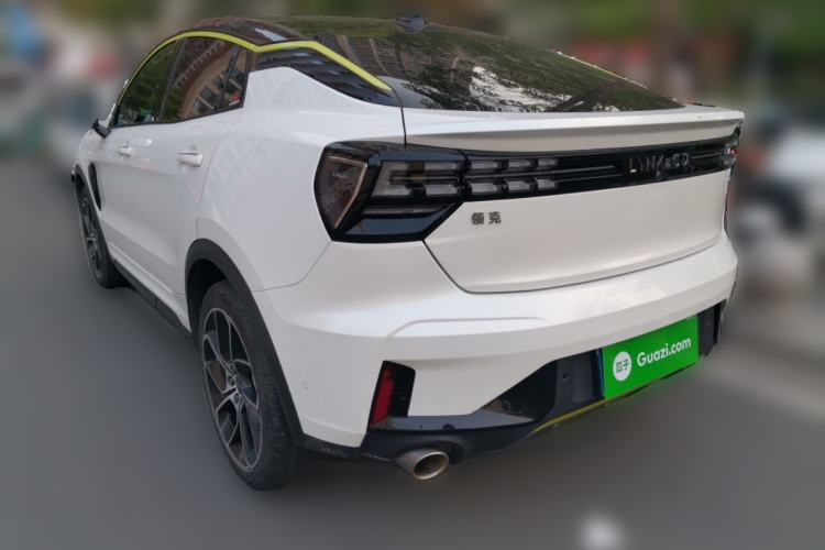 Used Lynk & Co 05 2020 2.0TD Two-Wheel Drive Shine Halo Rear Left 45 Deg