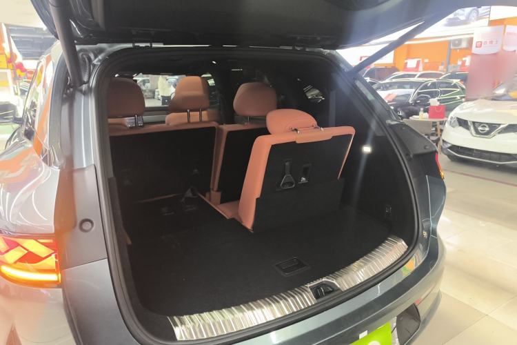 Used BYD Tang L 2025 DM 215KM LiDAR Flagship Model
