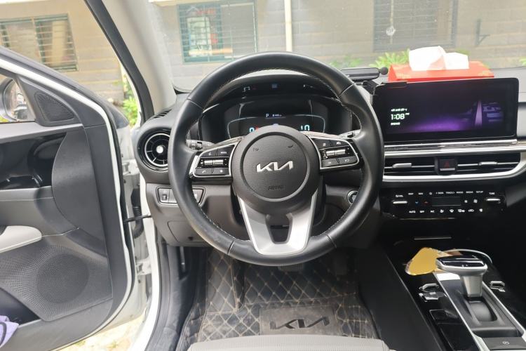 Used Kia K3 2023 1.5L CVT Luxury Edition
