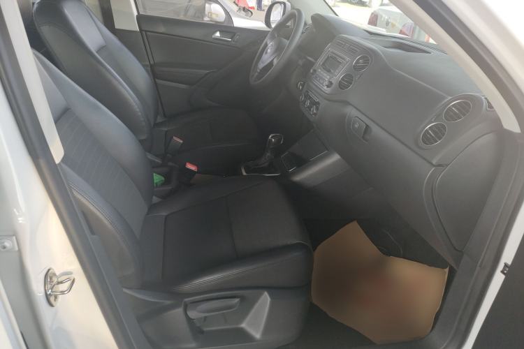 Used Volkswagen Tiguan 2015 1.8TSI Automatic Two-Wheel Drive Trend Edition Right Front Seat