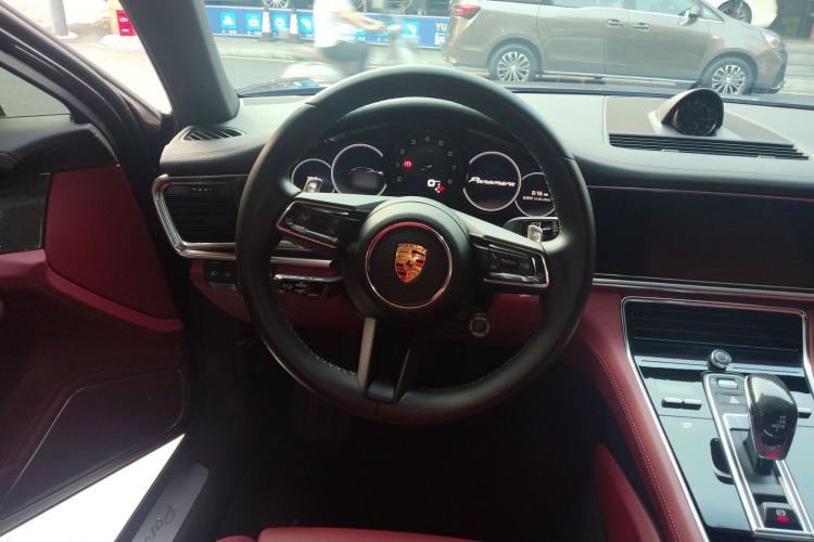 Used Porsche Panamera 2021 Panamera Executive Long Wheelbase 2.9T Steering Wheel