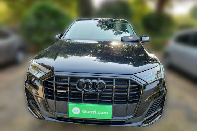 Used Audi Q7 2022 55 TFSI quattro S line Sport model