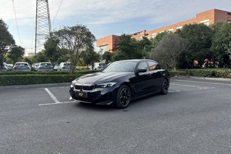 Used BMW i3 2023 eDrive 40 L Midnight Edition
