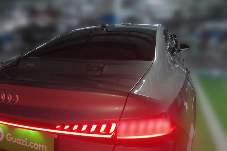 Used Audi A7L 2022 45 TFSI quattro S-line Visionary Crystal Package
