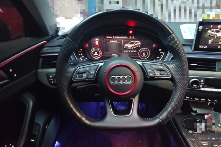 Used Audi A4L 2019 40 TFSI Fashion Edition China VI Emission Standard Steering Wheel