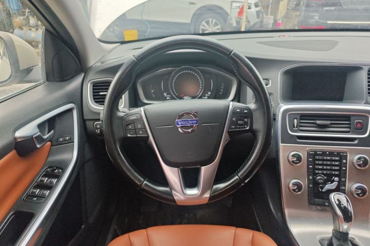 Used Volvo S60 2016 S60L T4 Zhiyuan Edition