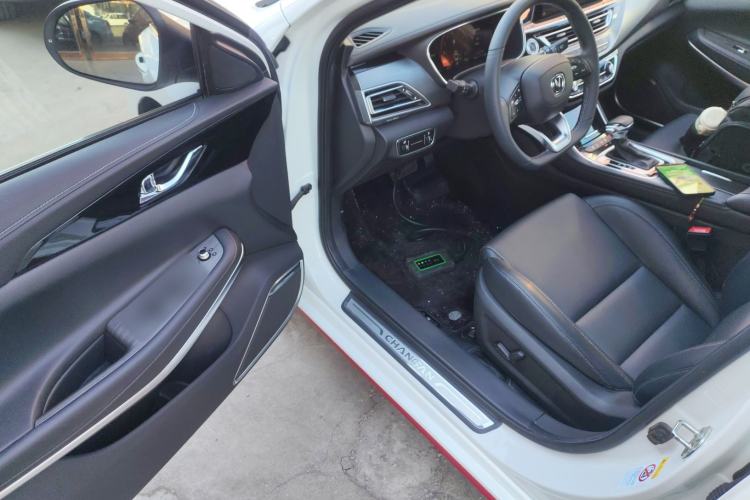 Used CHANGAN Ruicheng CC 2021 Blue Whale Edition 1.5T DCT Prestige Model Driver Seat