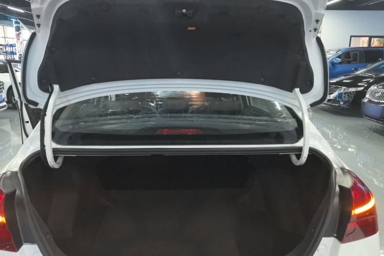 Used Geely Auto Emgrand 2019 Leading Edition 1.5L Manual Upward Asian Games Edition China VI