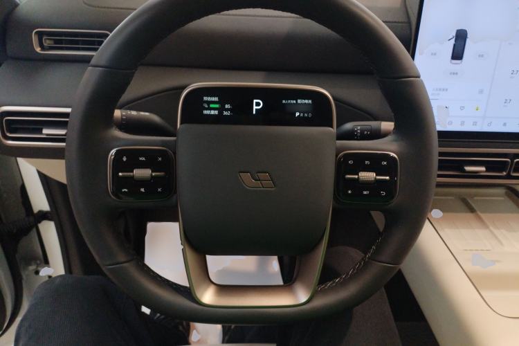 Used Li Auto MEGA 2025 Home Family Special Edition Steering Wheel